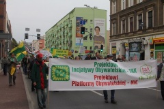 07-mani1-protest2